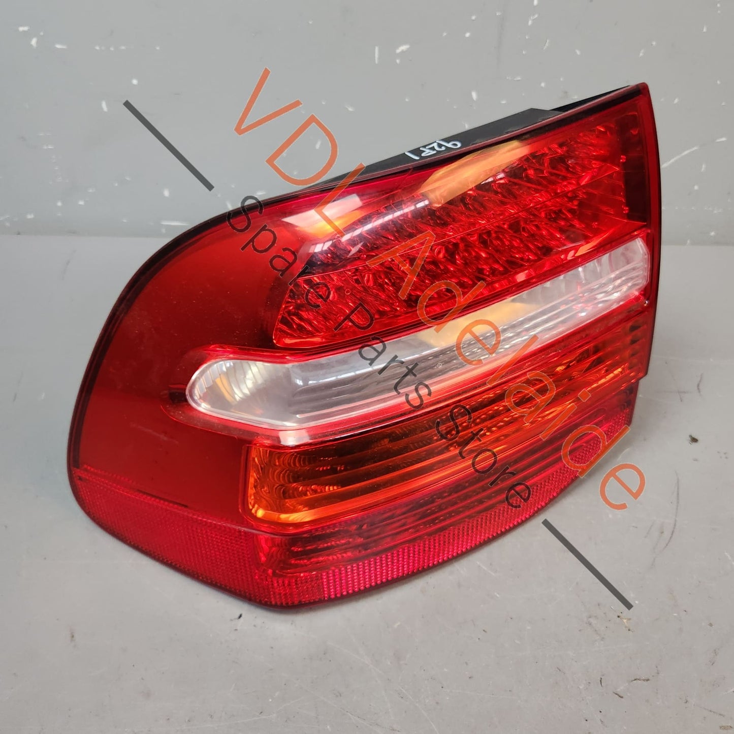 Porsche Cayenne 9PA 955 957 Left Rear Tail Light 95563148701