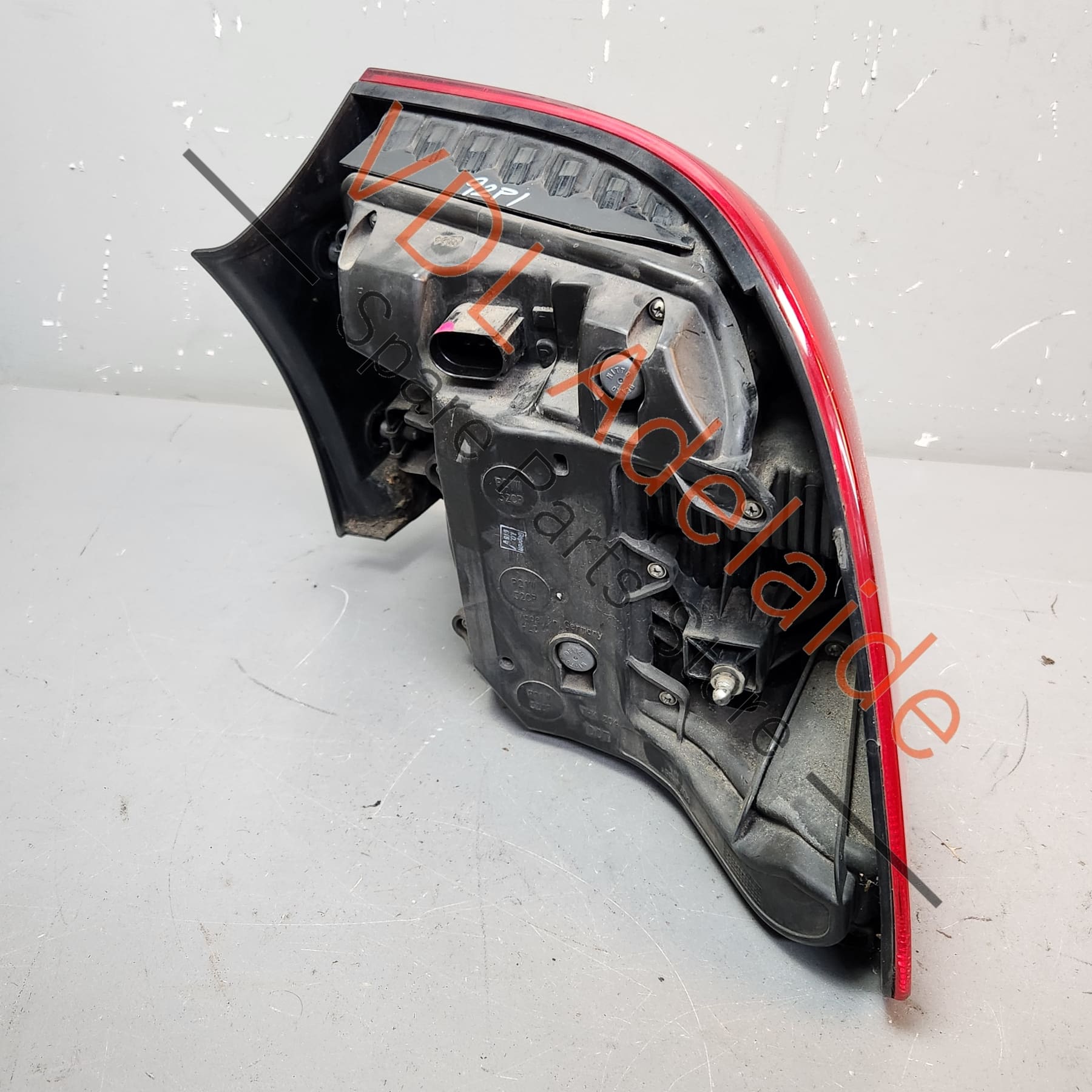 Porsche Cayenne 9PA 955 957 Left Rear Tail Light 95563148701