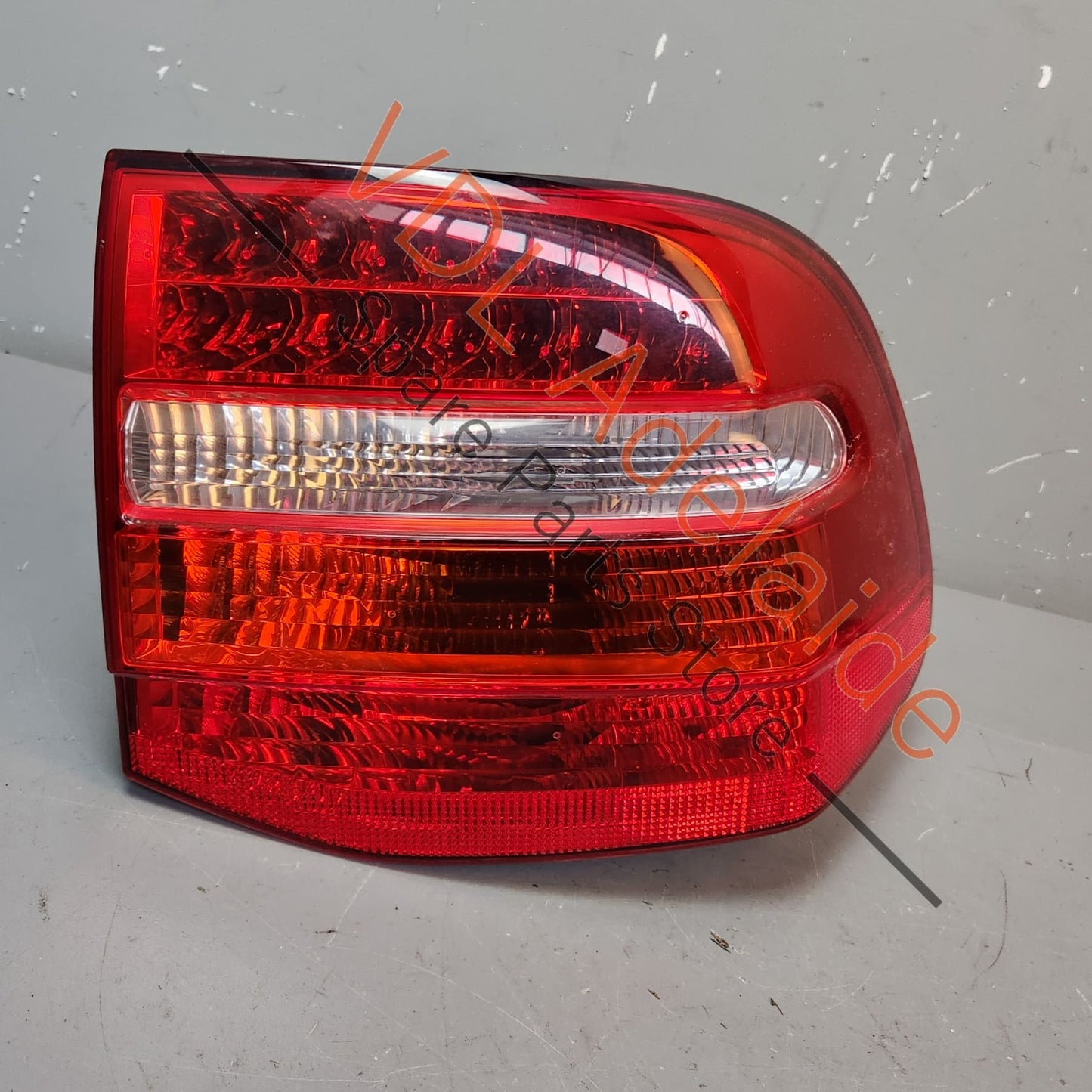 Porsche Cayenne 9PA 955 957 Right Rear Tail Light 95563148801