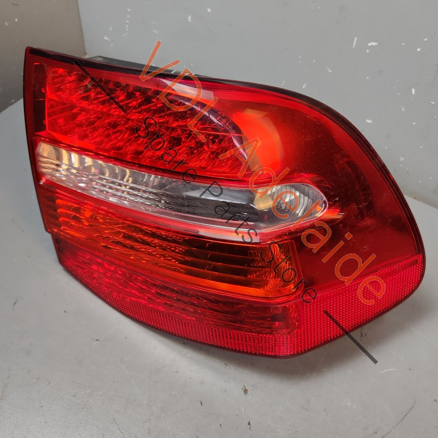 Porsche Cayenne 9PA 955 957 Right Rear Tail Light 95563148801