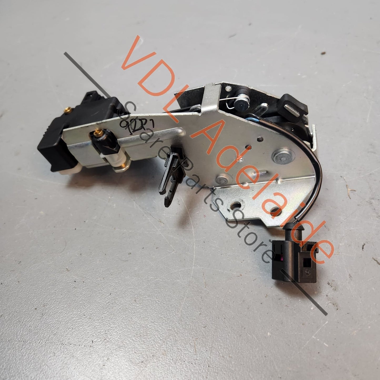 Porsche Cayenne 9PA 955 957 Rear Window Lock Mechanism 95551250603