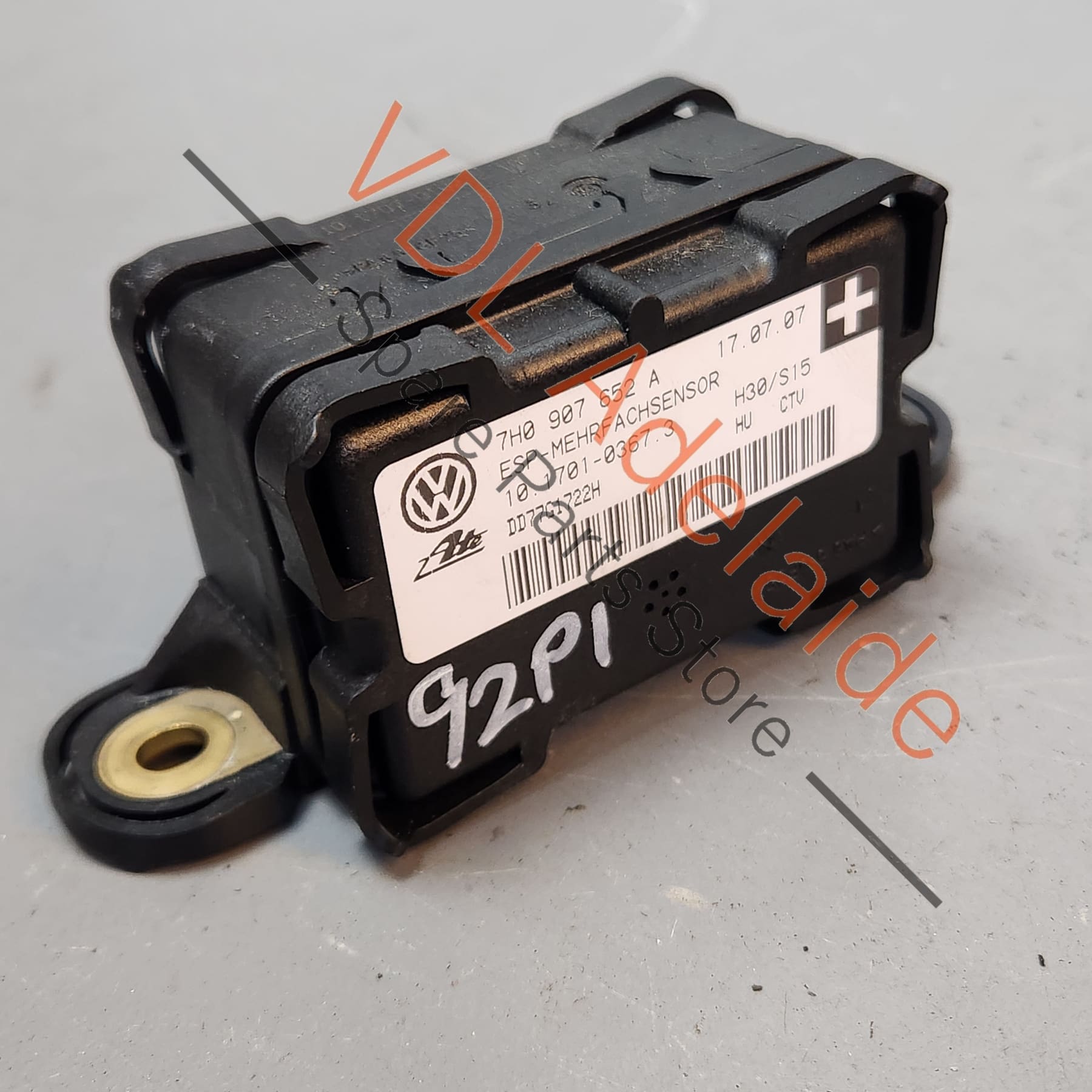 Porsche Cayenne 9PA 955 957 YAW Rate Sensor for ESP 7H0907652A