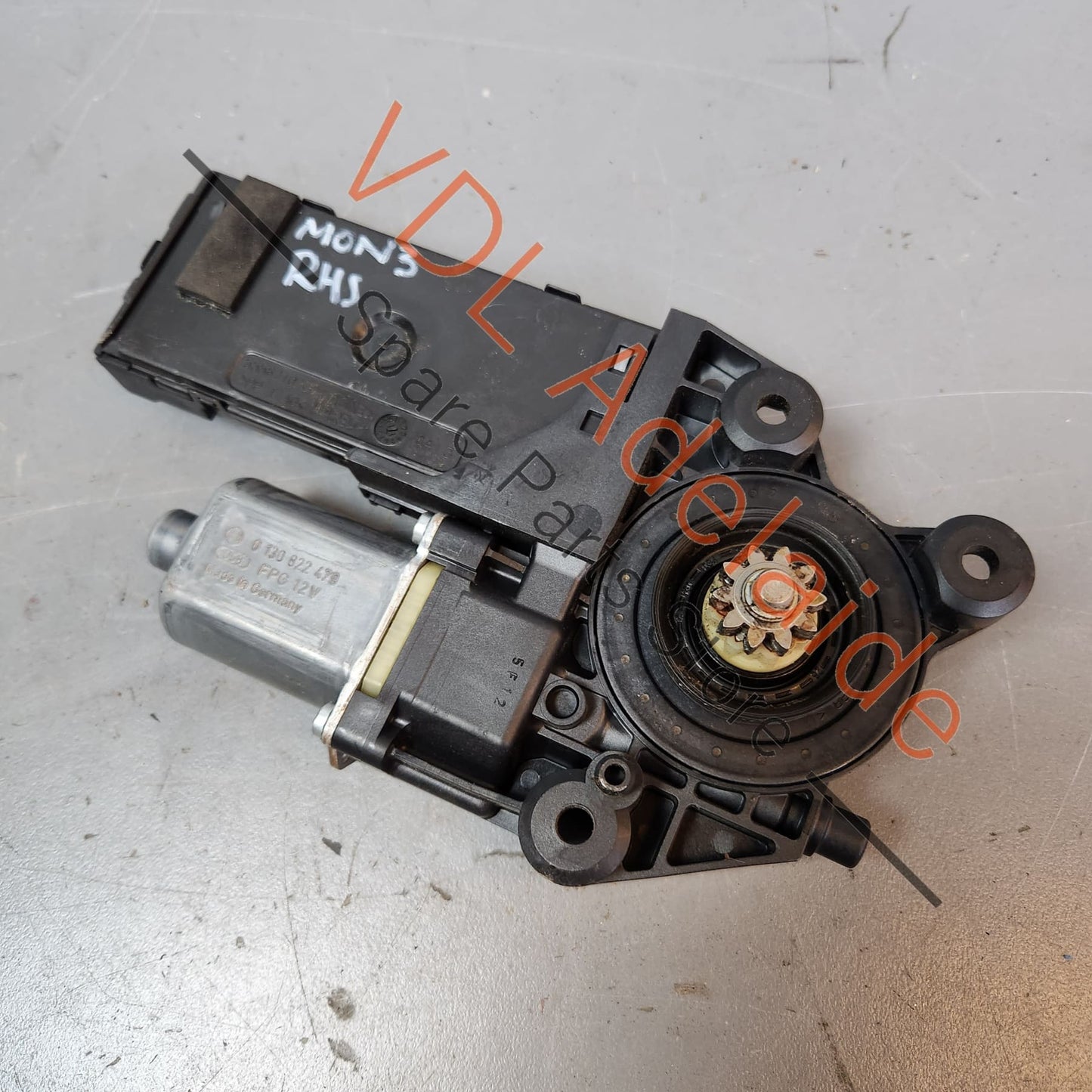 Renault Megane Clio Drivers Side Window Motor 807306959R 807306959R