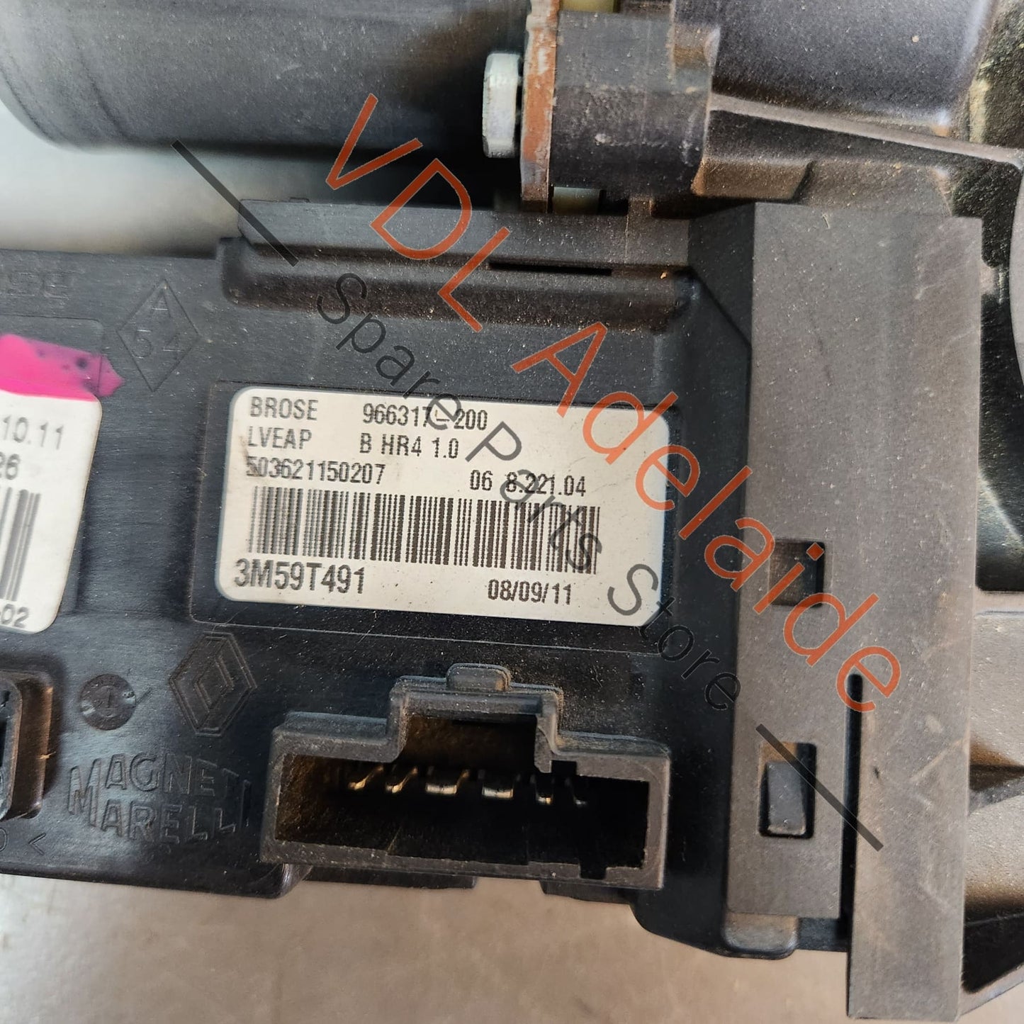 Renault Megane Clio Drivers Side Window Motor 807306959R 807306959R