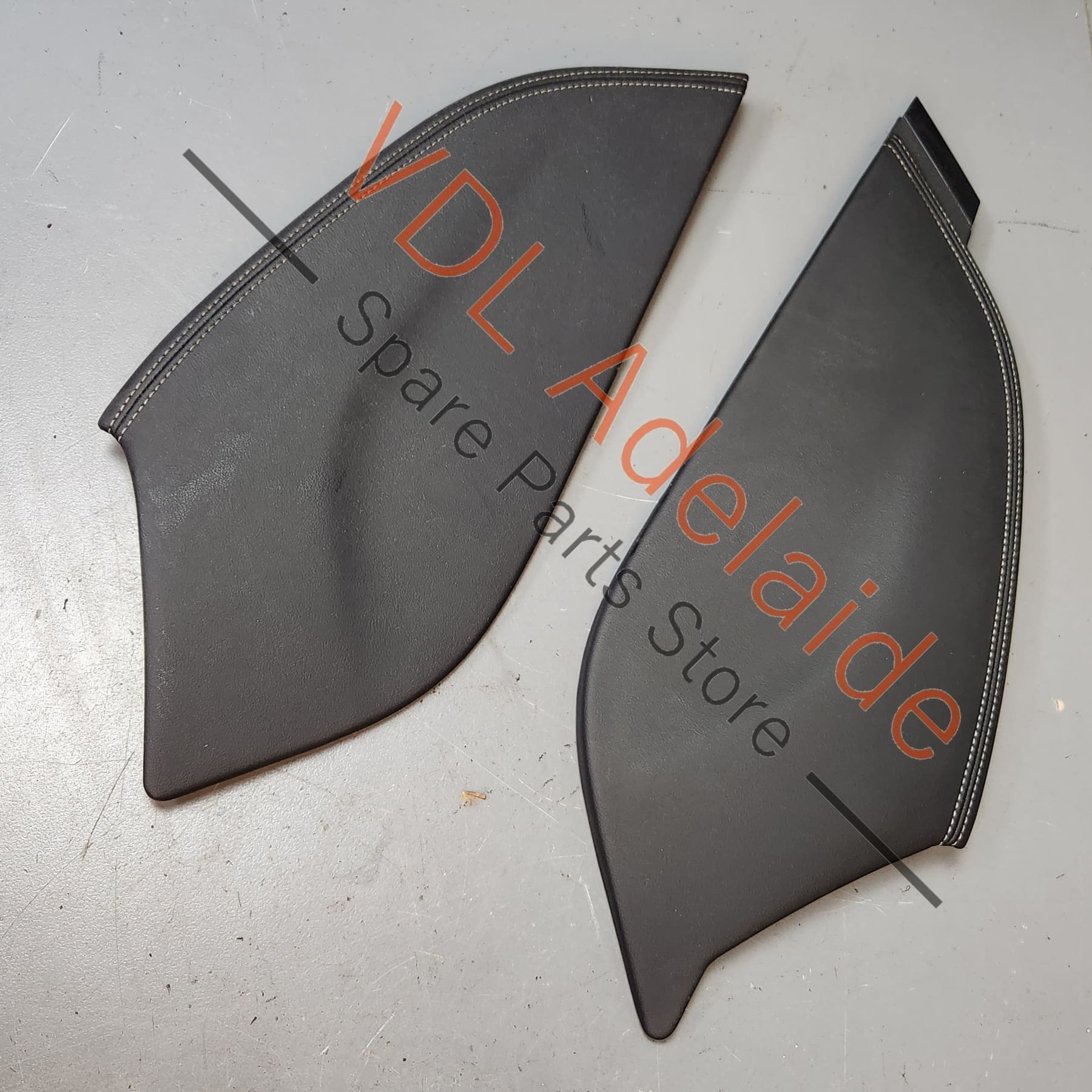 Audi RS3 8V Centre Middle Cosole Genuine OEM Leather Side Covers Black / Grey 8V2863241AKNF