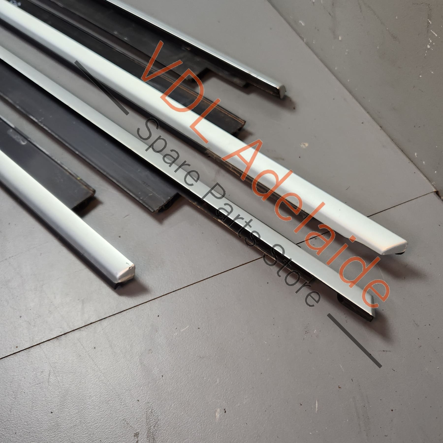 Audi A3 S3 RS3 Exterior Lower Door Window Molding Set Silver Aluminium Matt 8V4853283B