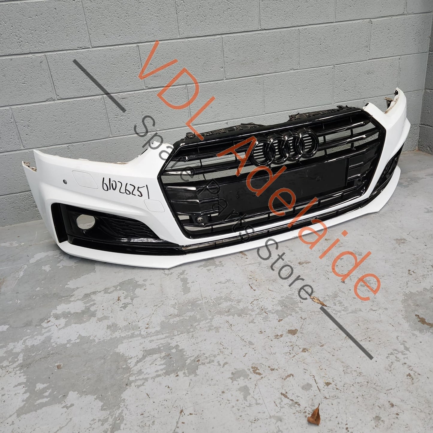 Audi A5 F5 S5 S-Line Front Bumper Clip Cover Grille Assembly 