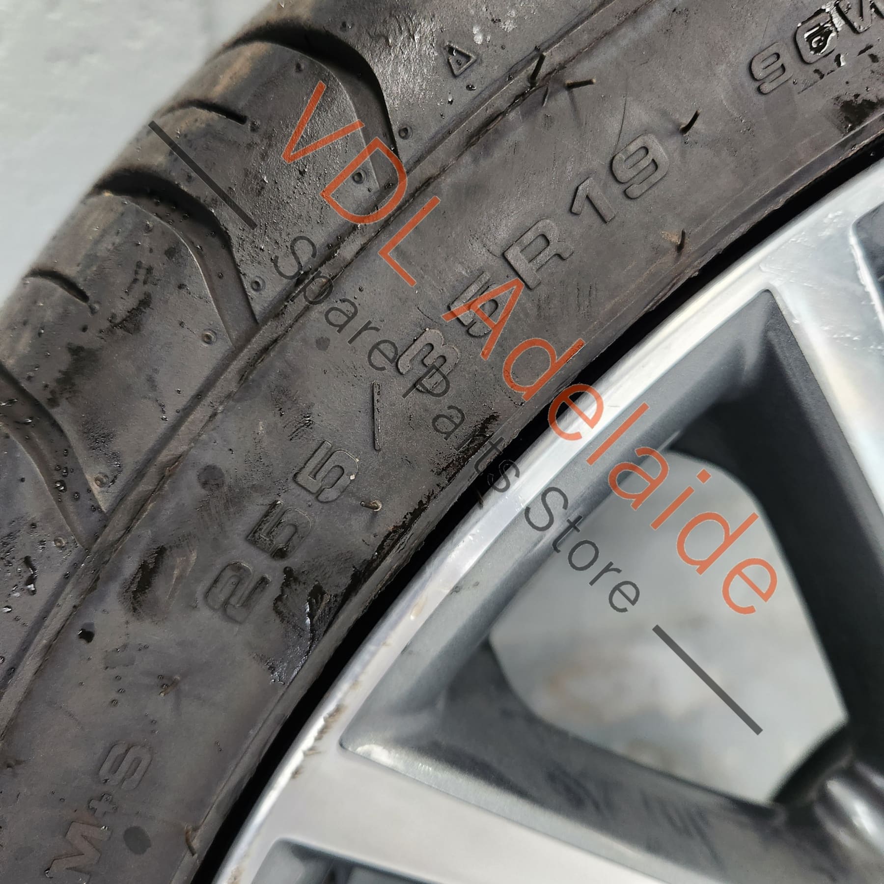 1x Audi A4 B9 A5 F5 19 x 8.5 in Alloy Wheel 10 Twin Spoke #02 8W0601025AN