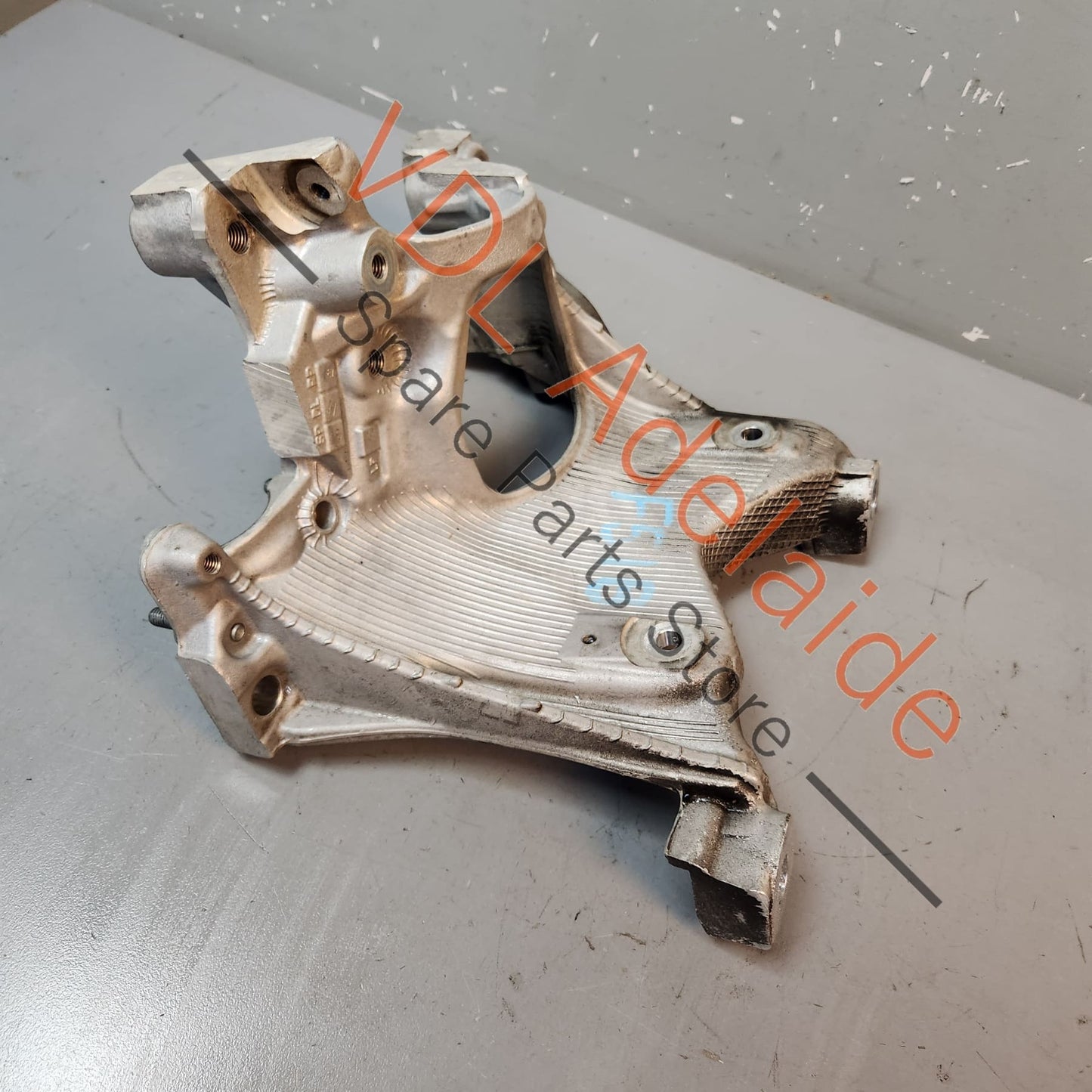 Audi A4 B9 A5 F5 Aluminium Front K-Frame Suspension Bracket Left 8W0399295E 8W0399295E