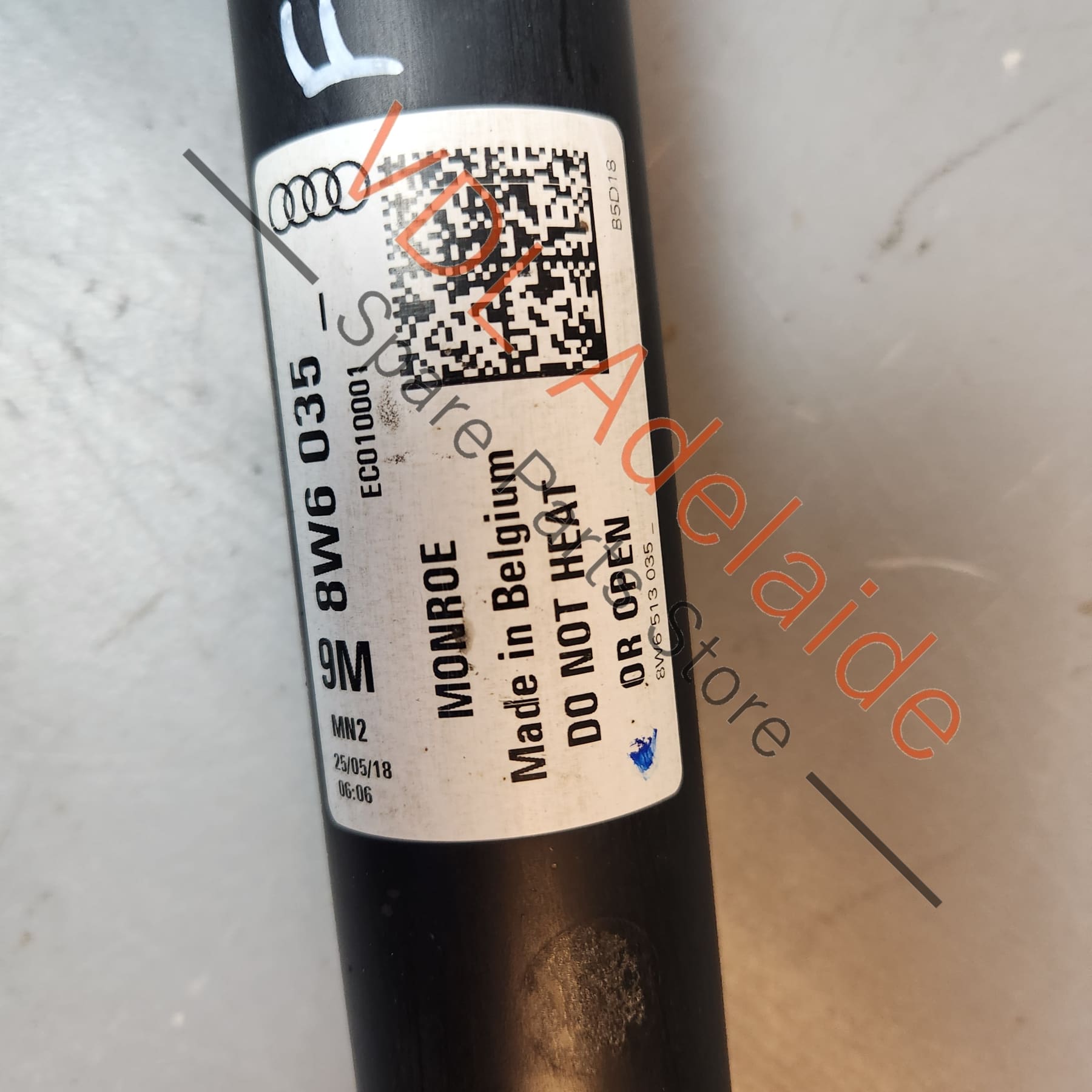 Audi A4 B9 A5 F5 Rear Shock Absorber 8W6413031 8W6413031