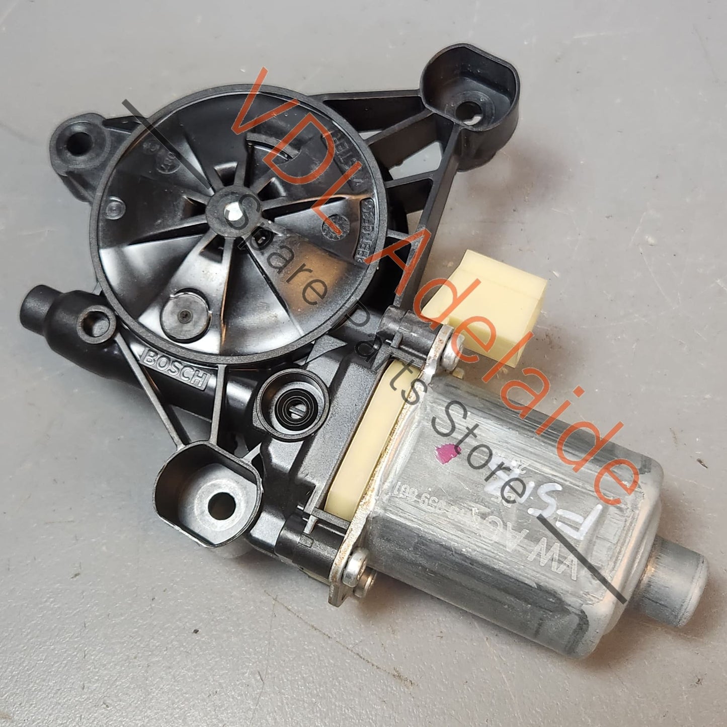 Audi A4 B9 A5 F5 Right Side Window Motor 8W0959801 8W0959801