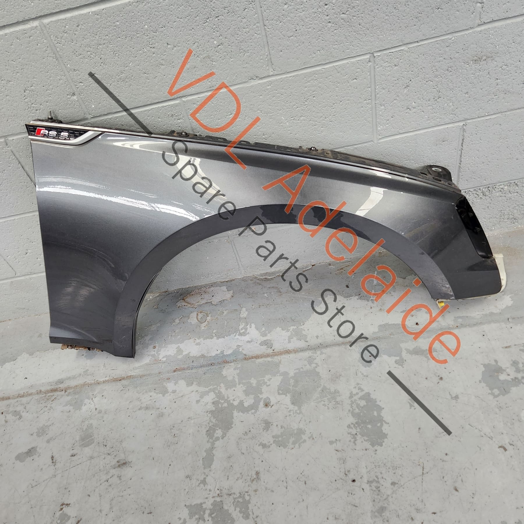 Genuine Audi RS5 Front Right Fender Mudguard Panel Wing 8W6821022A 8W6821022A