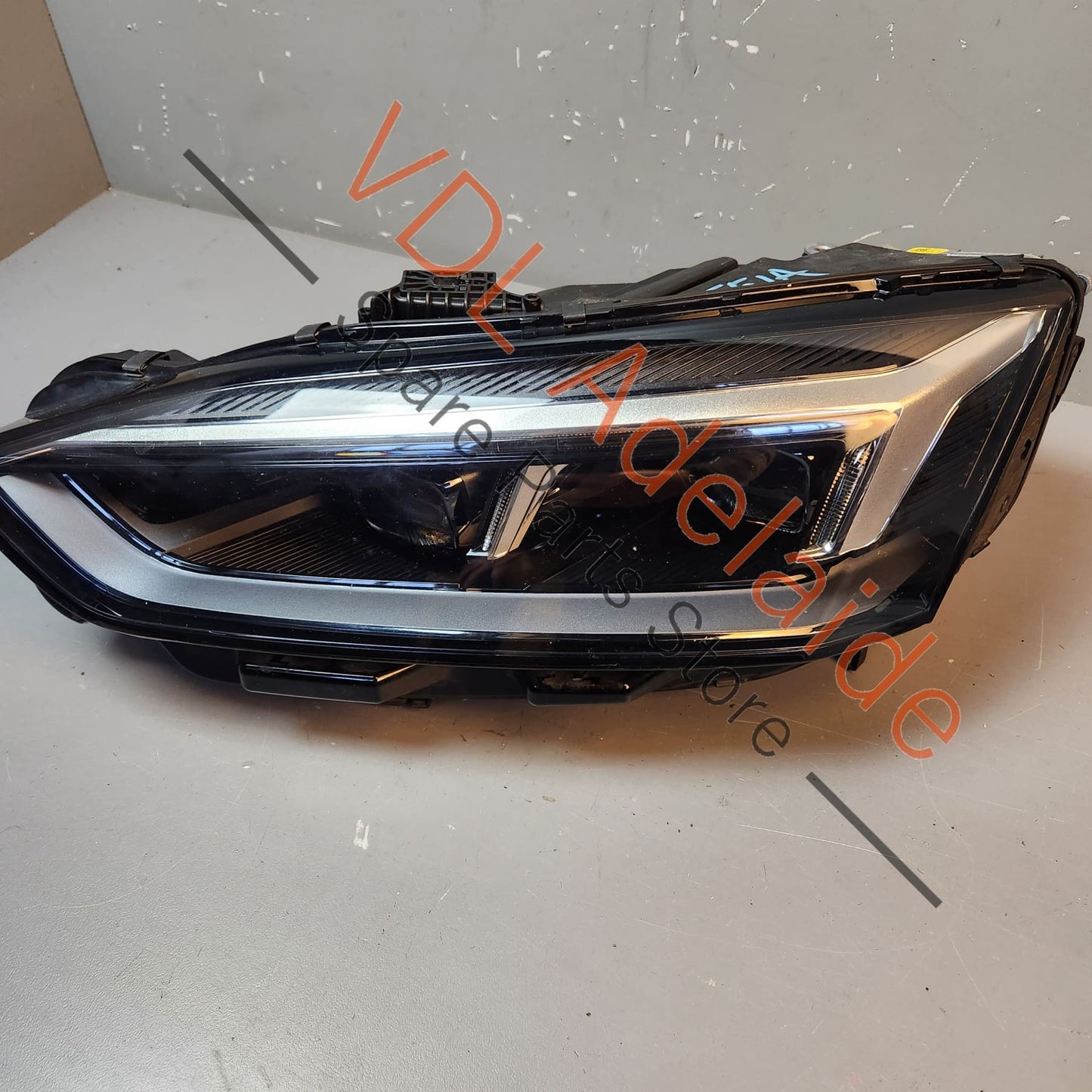 8W6941783D Audi RS5 F5 B9 LED With Matrix Beam Left Side Headlight for RHD Model 8W6941783D