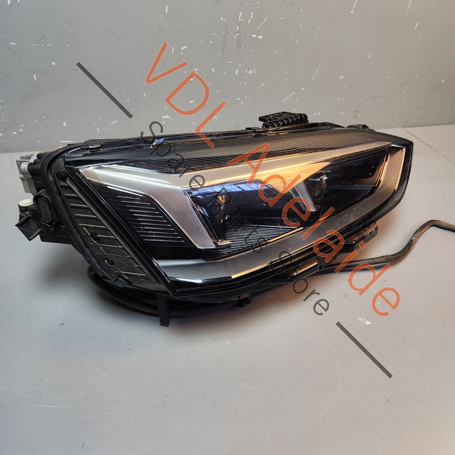 8W6941784D Audi RS5 F5 B9 LED With Matrix Beam Right Side Headlight for RHD Model 8W6941784D