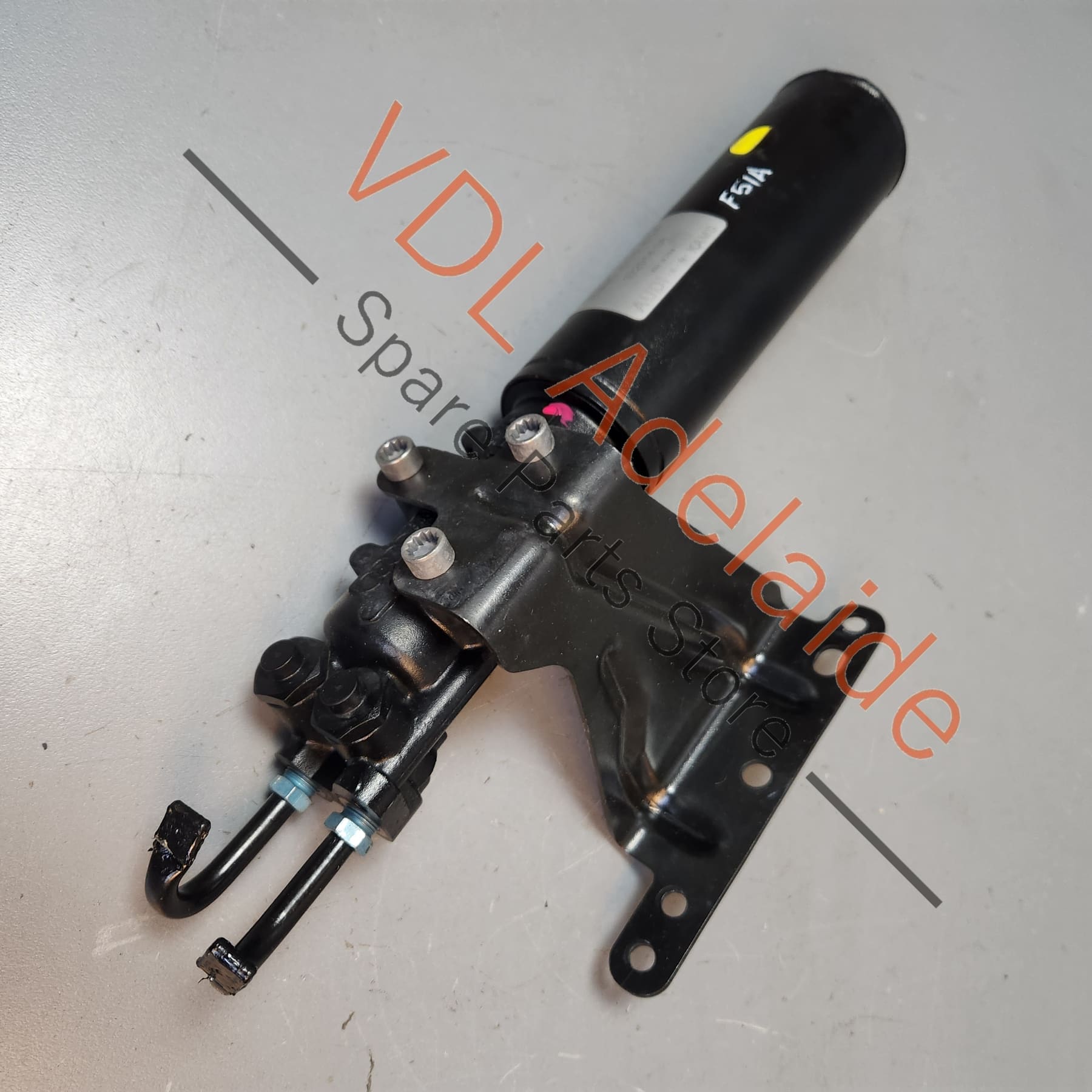 8W0616887 Audi RS5 F5 B9 RS4 Active Suspension Fluid Reservoir Shock Absorber Central Damper Valve 8W0616887