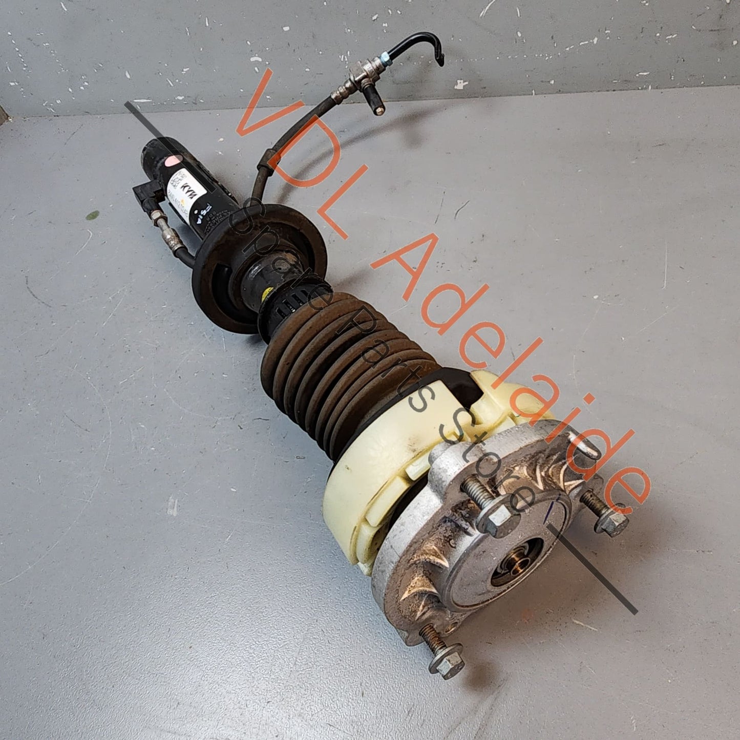 8W0412020B Audi RS5 F5 B9 KYB Variable Dampening Front Right Shock Absorber Damper Suspension 8W0412020B 8W0412024B