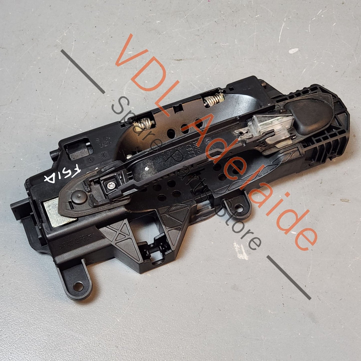 8W0837811A Audi RS5 F5 B9 Front Left Drivers Door Handle Mounting Bar Bracket 8W2837811A