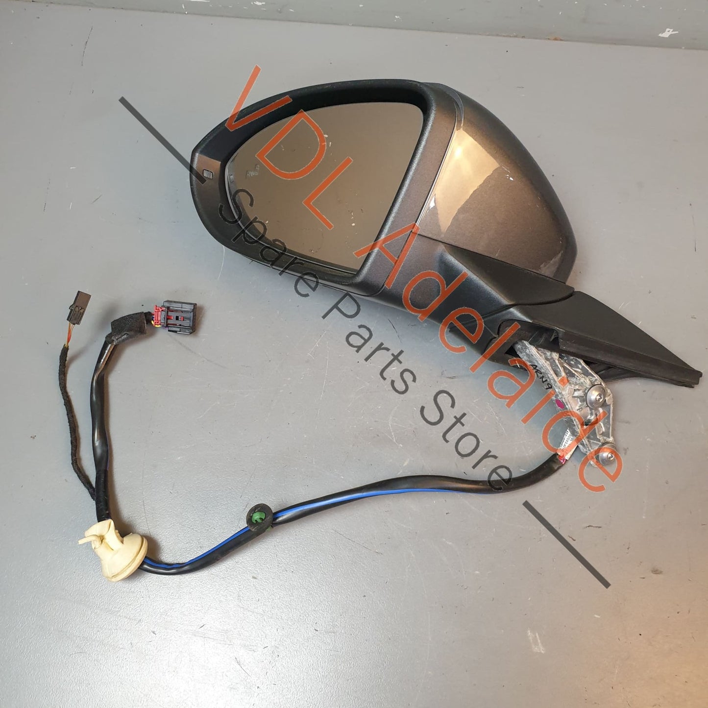 5G2857507DN9B9 5G0857538EGRU 5G0857521N    VW Golf MK7 7.5 Power Folding Exterior Wing Mirror Left