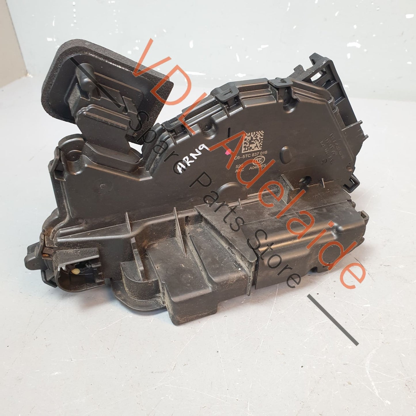 5TC837016B 5TC837016D     VW Golf MK7 7.5 Front Right Door Lock Mechanism Module 5TC837016B 5TC837016D