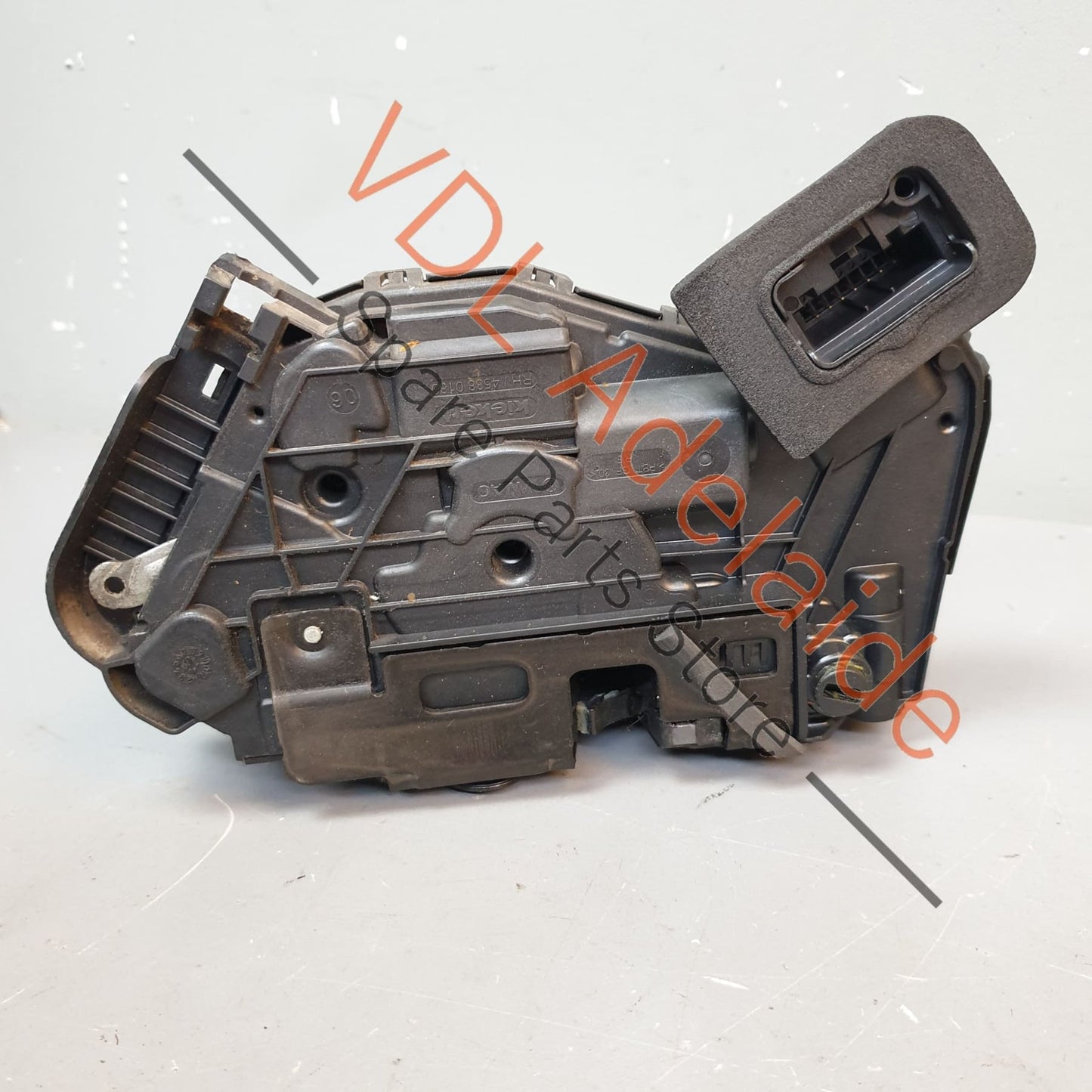 5TA839016K 5TA839016P     VW Golf MK7 7.5 Rear Right Door Lock Mechanism Module 5TA839016K 5TA839016P