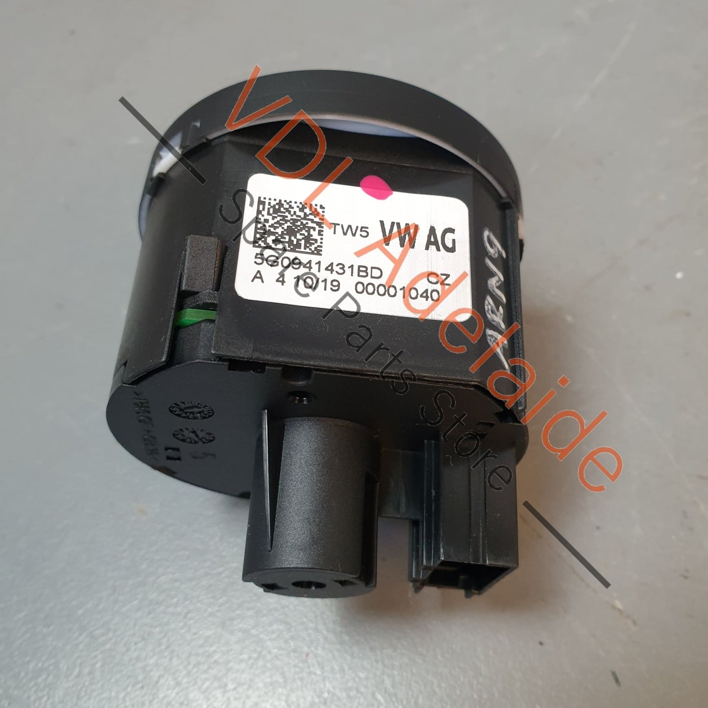 5G0941431BD      VW Golf MK7 7.5 Headlight Switch 5G0941431BD WZU