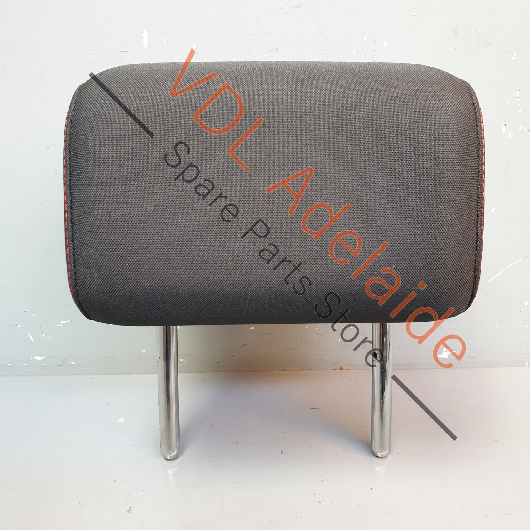 5G0885901ACBDL      VW Golf MK7 Gti Rear Left or Right Passenger Headrest Cloth w Red Stitch 5G0885901AC BDL