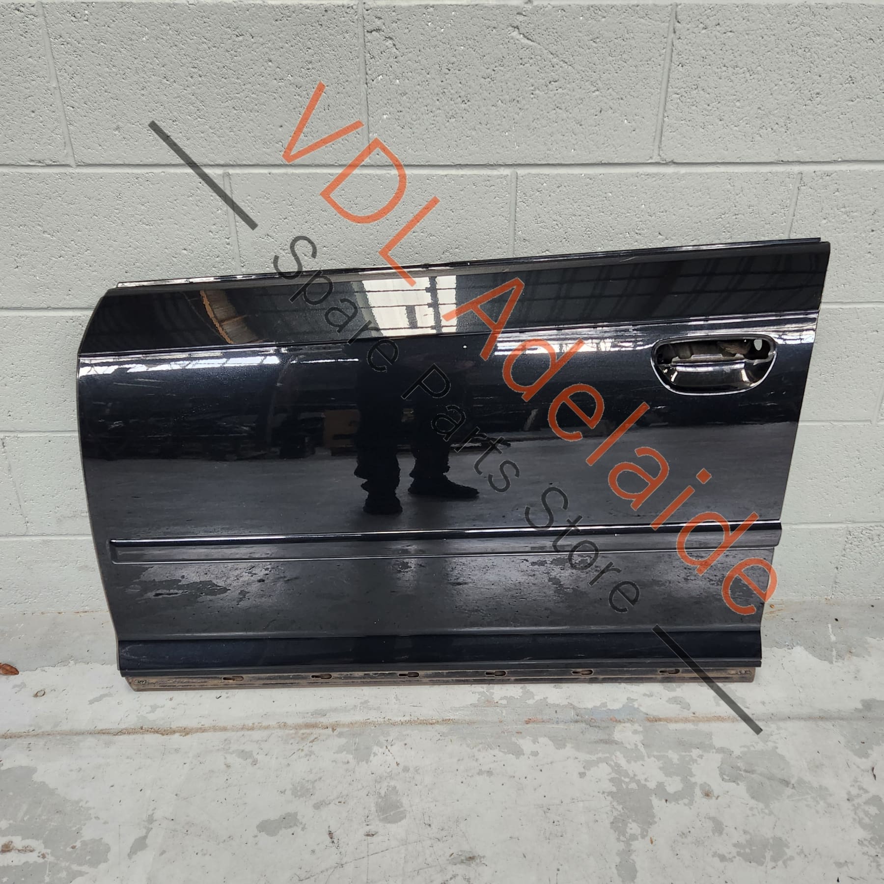 8P4831051A  Audi A3 S3 8P Front Left Door Shell Panel Phantom Black LZ9Y