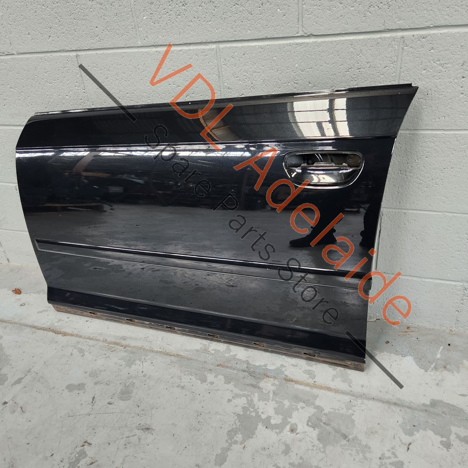 8P4831051A  Audi A3 S3 8P Front Left Door Shell Panel Phantom Black LZ9Y