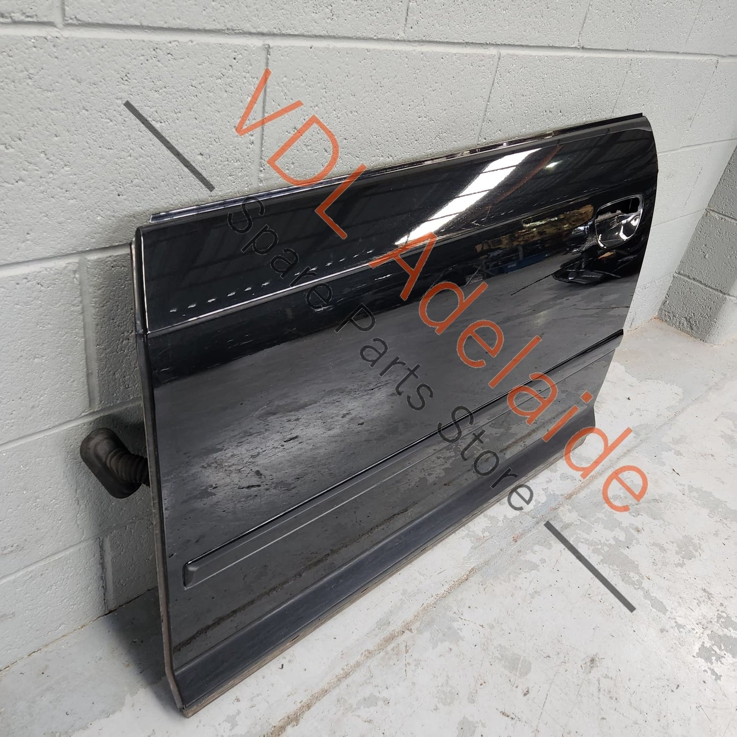 8P4831051A  Audi A3 S3 8P Front Left Door Shell Panel Phantom Black LZ9Y