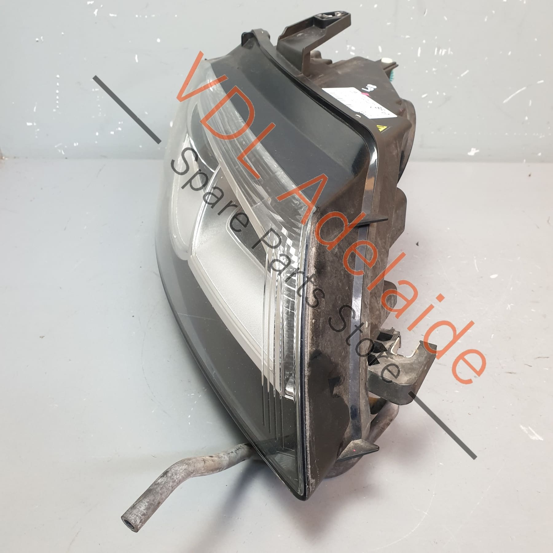 8P0941030BF 8K0941597E Audi A3 S3 8P Right Headlight Bi Xenon w LED for RHD 8P0941030BF