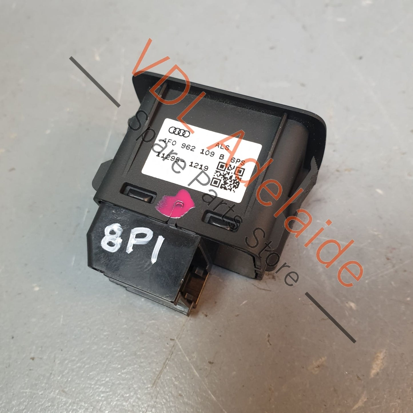 4F0962109B  Audi Interior Motion Alarm Switch 4F0962109B