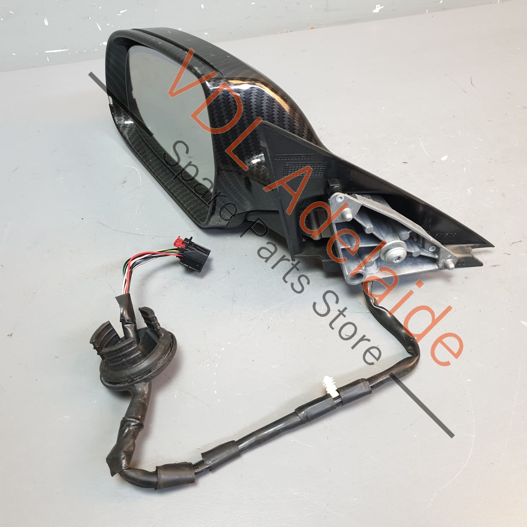 
8P2858531GC 
8F0857535G Audi S3 8P Electric Power Folding Rear View Wing Mirror Left Side 8P2858531GC