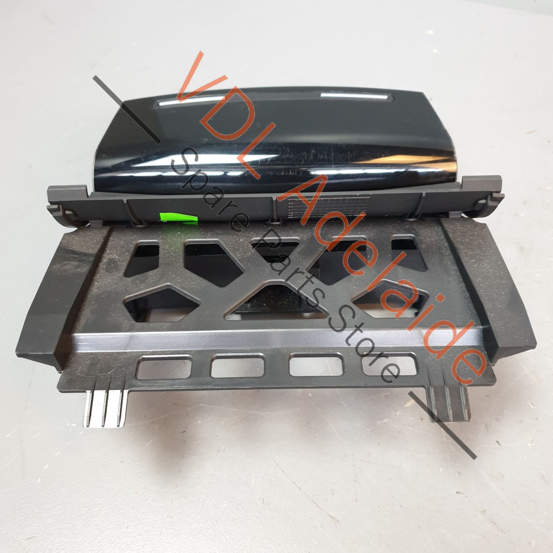 8P08579514PK 8P0857967A7Z9 Audi A3 S3 8P Centre Console Ashtray Compartment w Flip up Panel 8P0857951 4PK 8P0857967A 7Z9