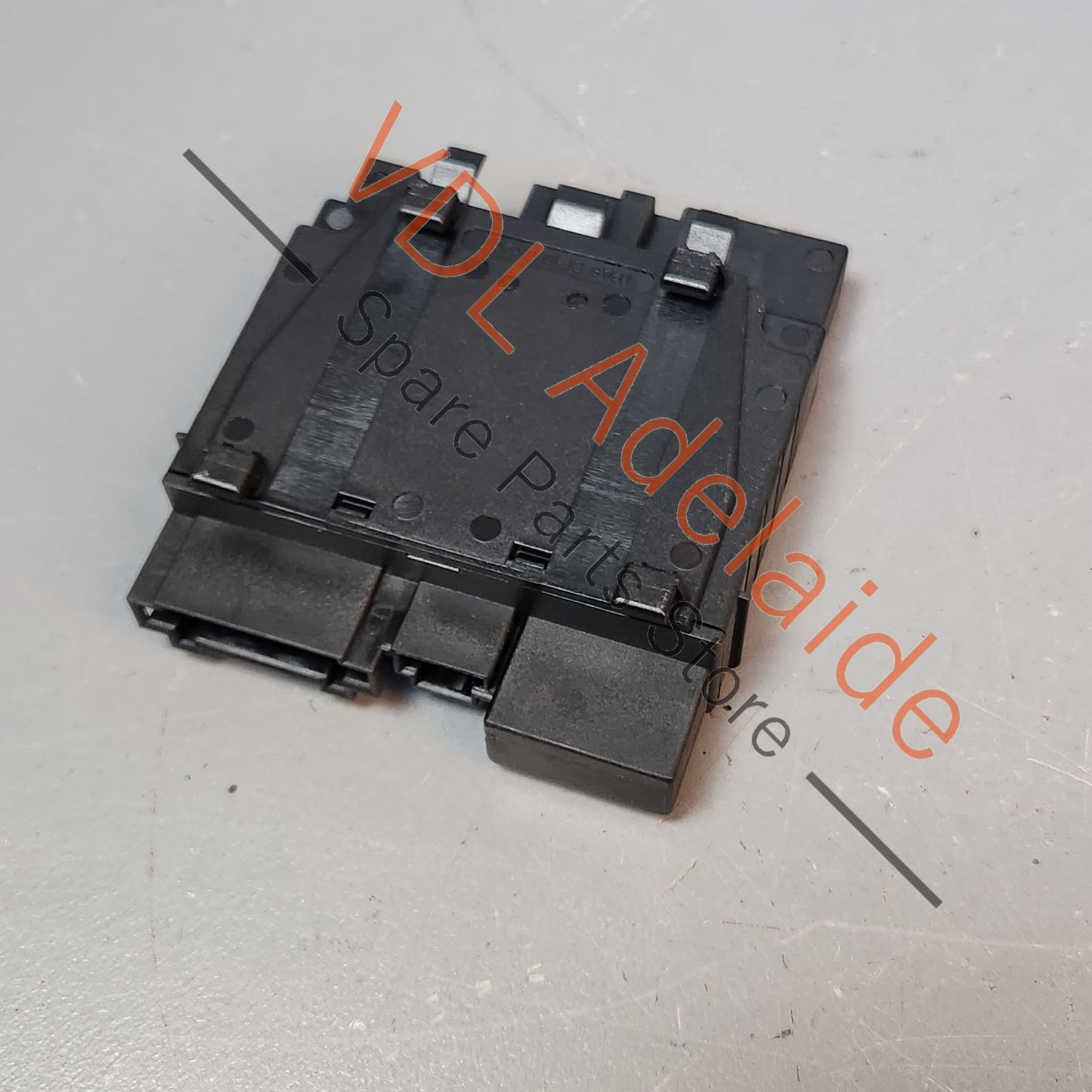 A2118203785 2118203785 Mercedes W211 Keyless Go Entry Sensor Antenna Module A2118203785