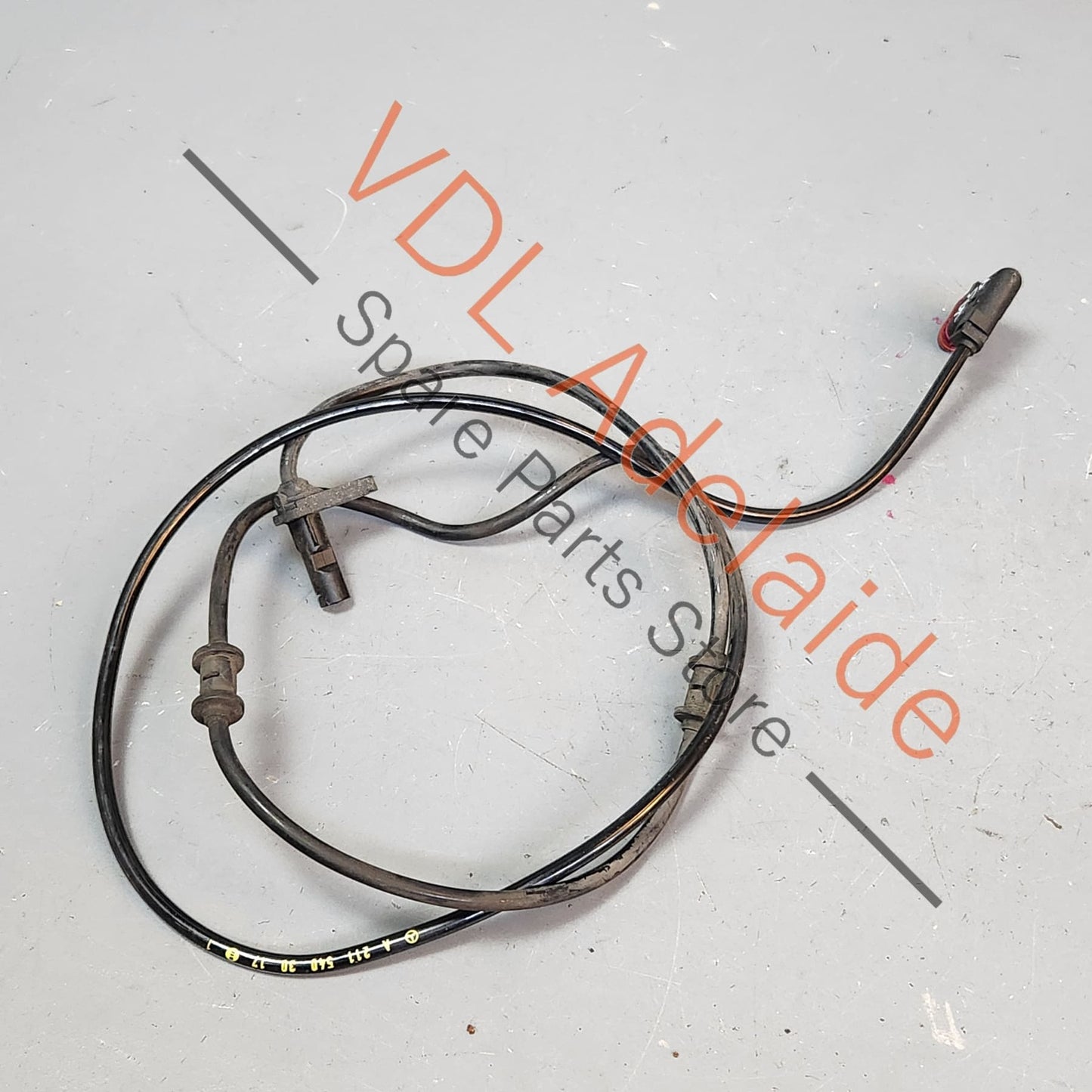 A2115403017 2115403017 Mercedes W211 E Class Rear Wheel Speed Sensor A2115403017