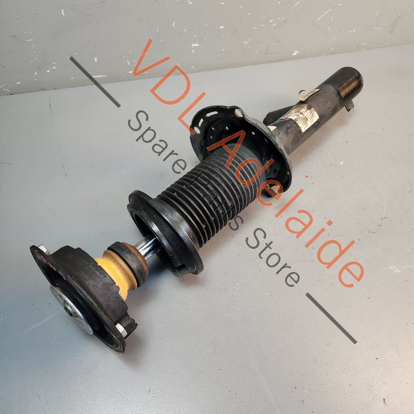 5Q0413031FM 5Q0412031JD    VW Golf MK7 Gti Front DCC Electronic Shock Absorber Strut Mag Ride 5Q0413031FM 27xxxkm