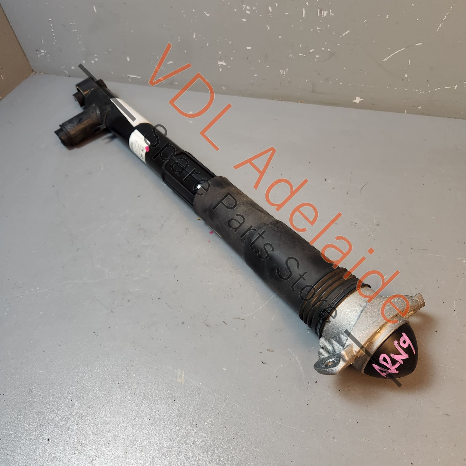 5Q0513045AK 5Q0512009AK    VW Golf MK7 Gti Rear DCC Electronic Shock Absorber Strut Mag Ride 5Q0513045AK 27xxxkm