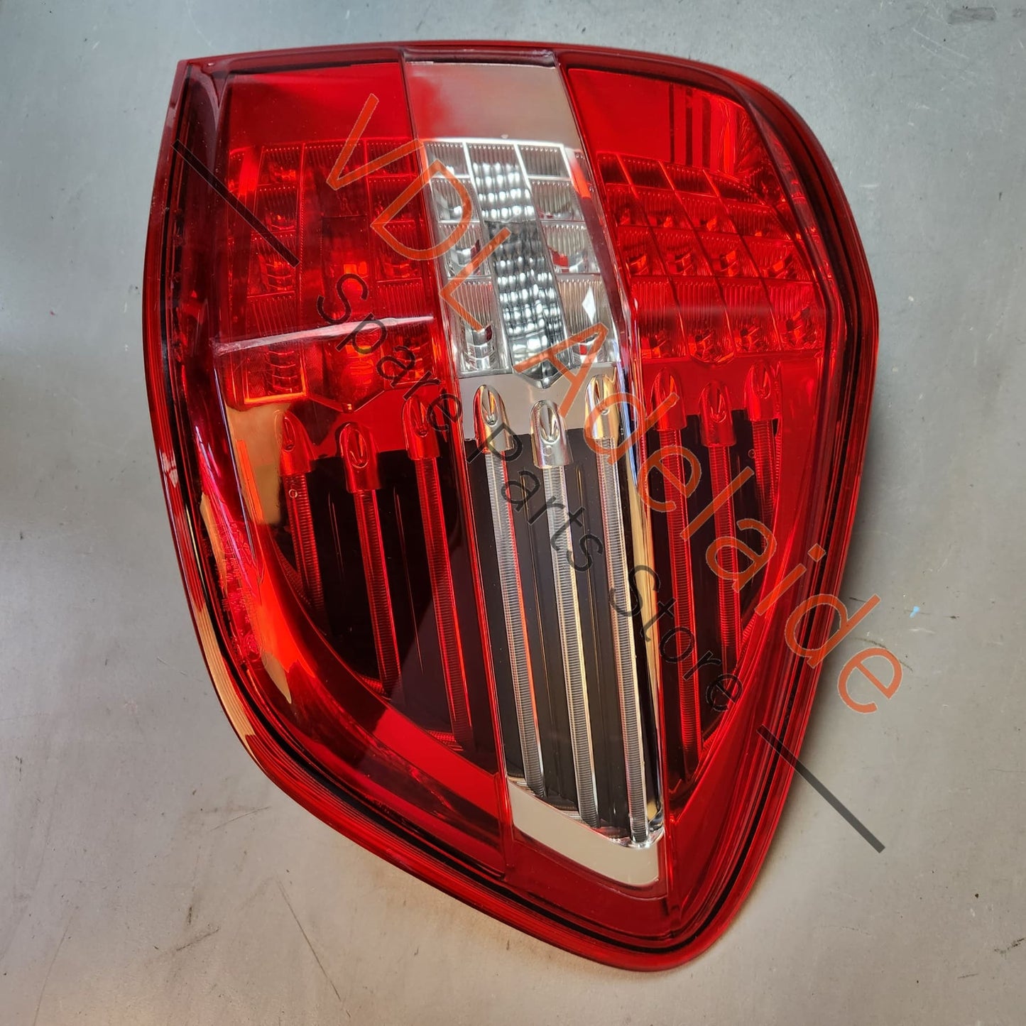 A1649064700    Mercedes W164 LED Tail Light Right Side A1649064700