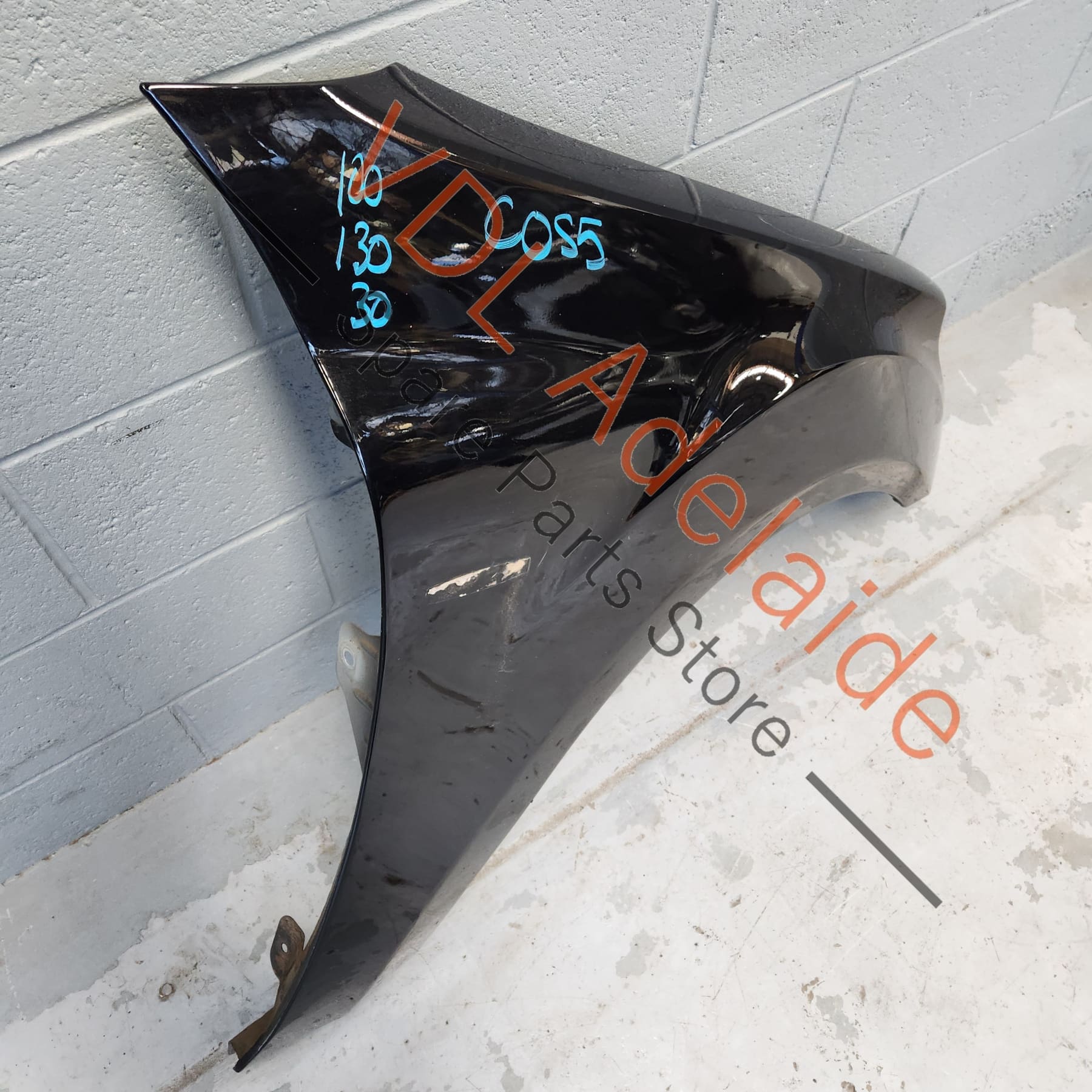 A1648810201    Mercedes W164 Front Right Fender Wing Panel Mudguard A1648810201