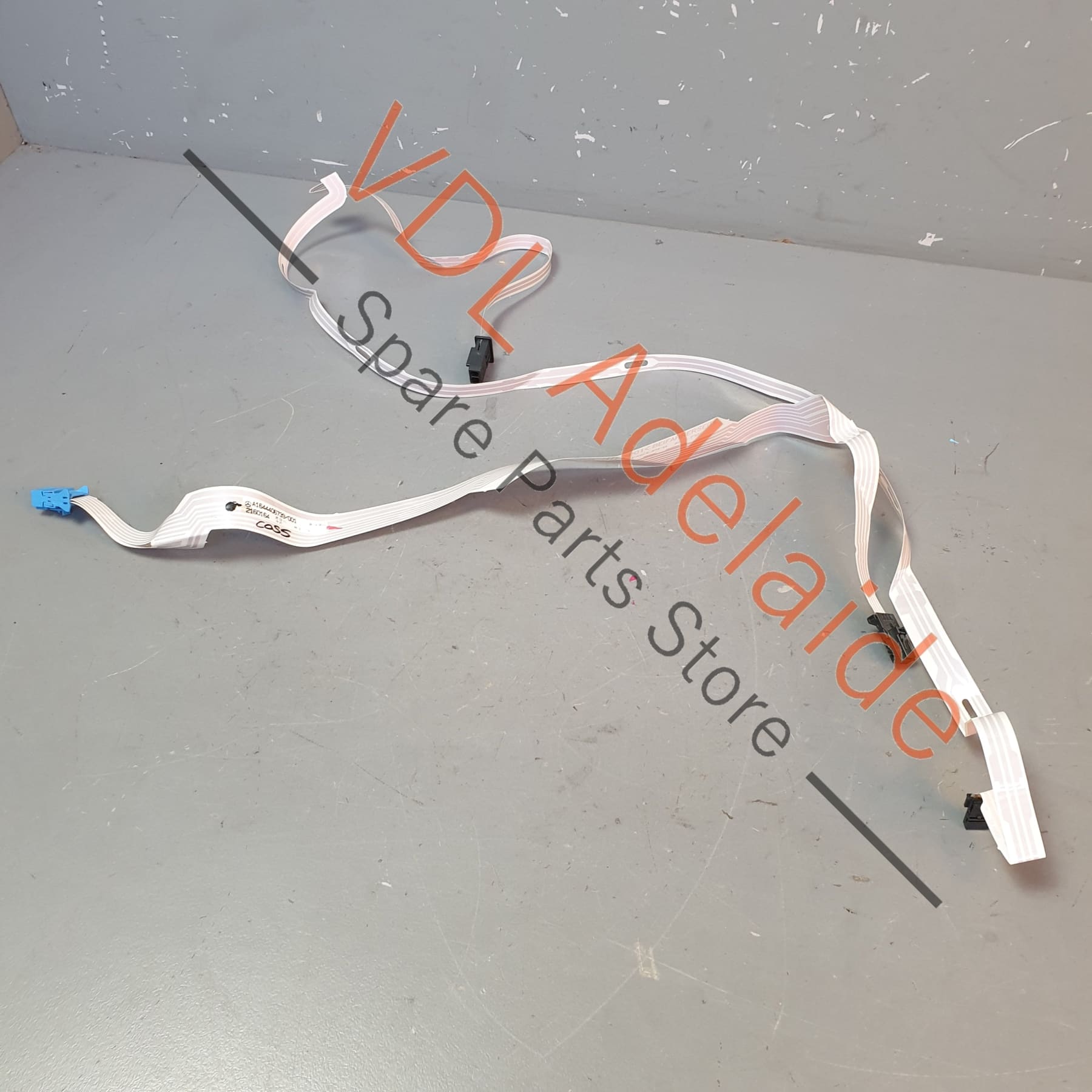 A1644406739    Mercedes W164 Left Front Door Wiring Ribbon Harness Cable A1644406739 Blue Plug