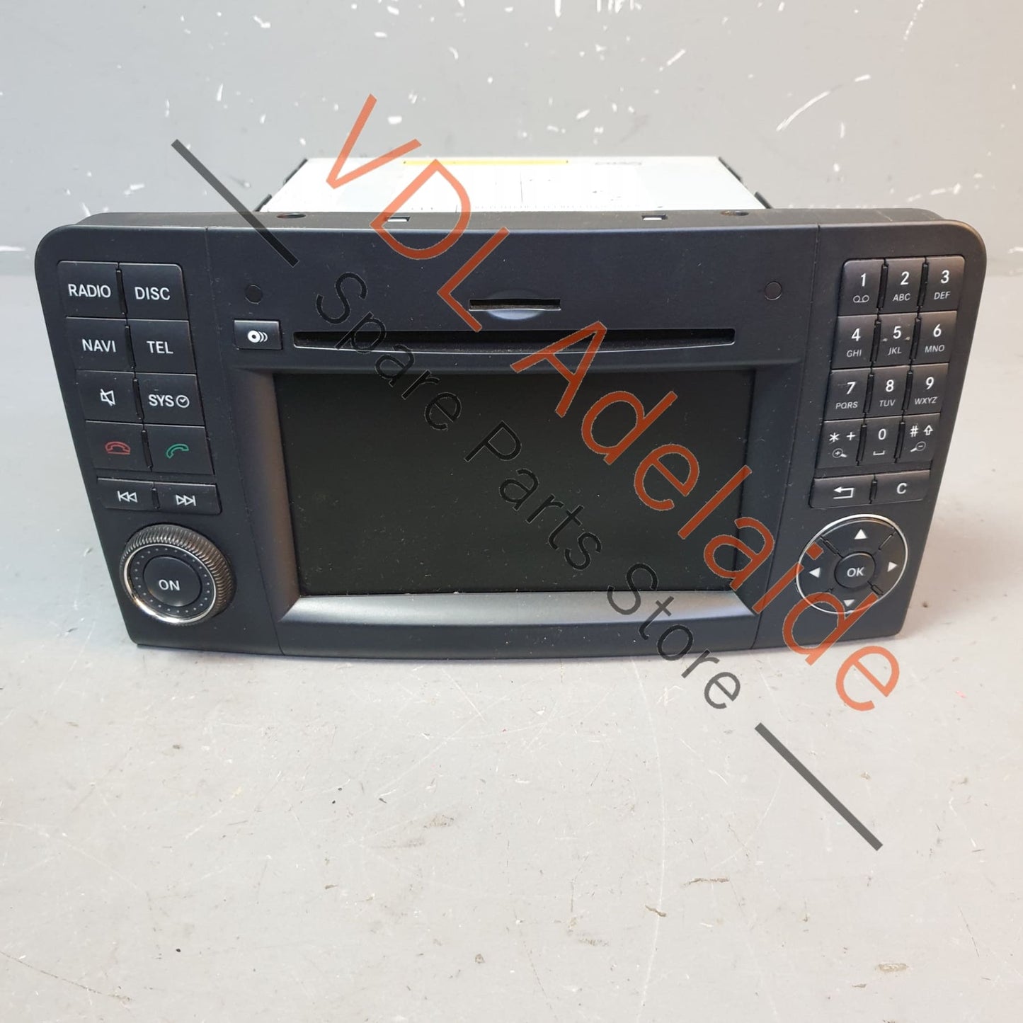 A1649002401    Mercedes W164 NTG2.5 Comand Head Unit Radio Display Navigation Nav Screen A1649002401