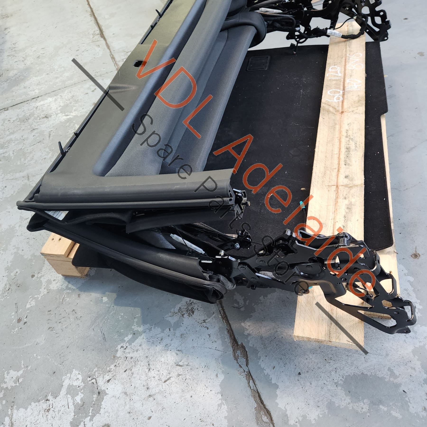 8V7871022C2Y5 8V7871022E2Y5 8V7871791 Audi A3 S3 8V 2013-2020 Complete Convertible Roof frame with fabric 8V7871022C 2Y5