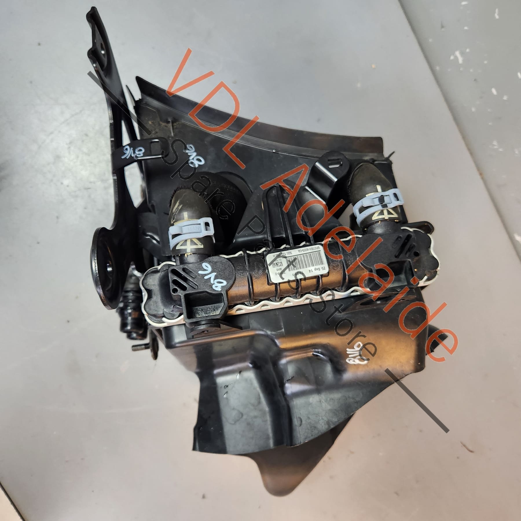 5Q0121253H 5Q0121093DG  Audi S3 8V Golf R MK7 Additional Radiator Complete Right Side Assembly 5Q0121093DG 5Q0121253H