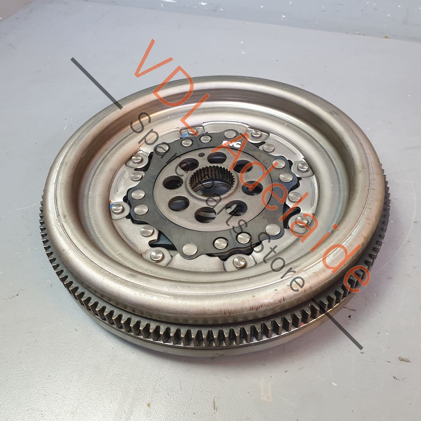 06K105266A    Audi S3 8V Golf R MK7 CJX CJXB Dual Mass DSG Flywheel 06K105266A