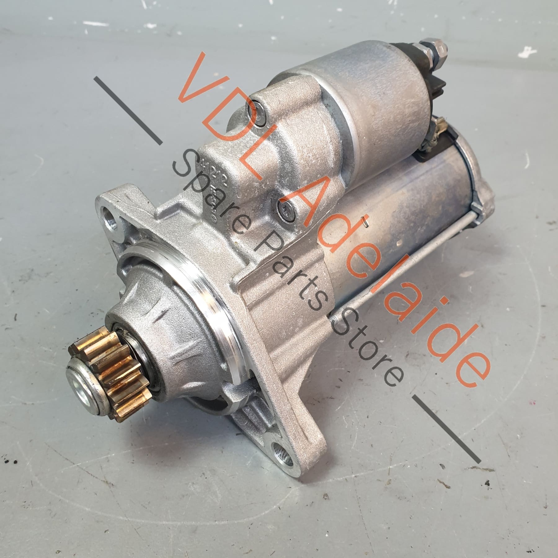 02E911024B    Genuine OEM Audi Volkswagen VW Starter Motor Bosch 02E911024B