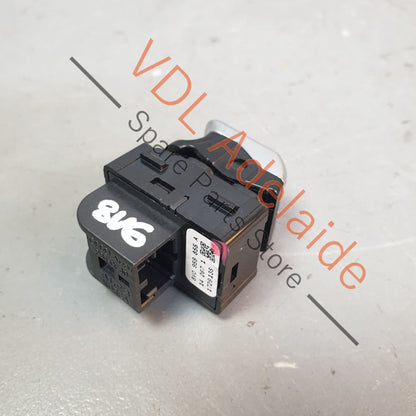 8V0959855A    Audi A3 S3 RS3 8V Passenger Power Window Switch 8V0959855A