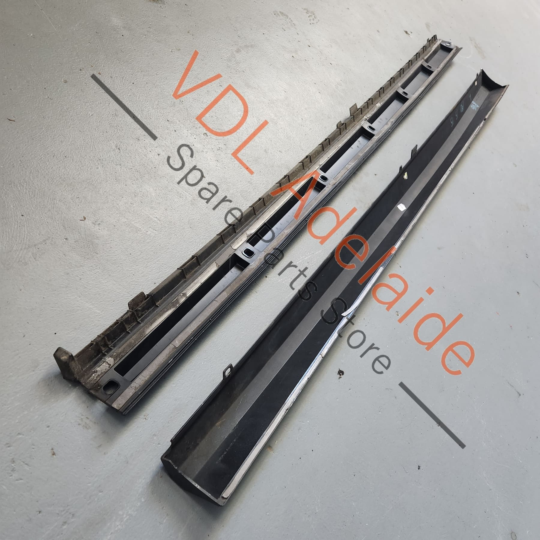 8V7853859GRU 8V7853860GRU 8V7854535 8V7854536 Audi S3 8V Convertible Cabrio Rocker Panel Trim Side Skirt Moldings Pair Left & Right