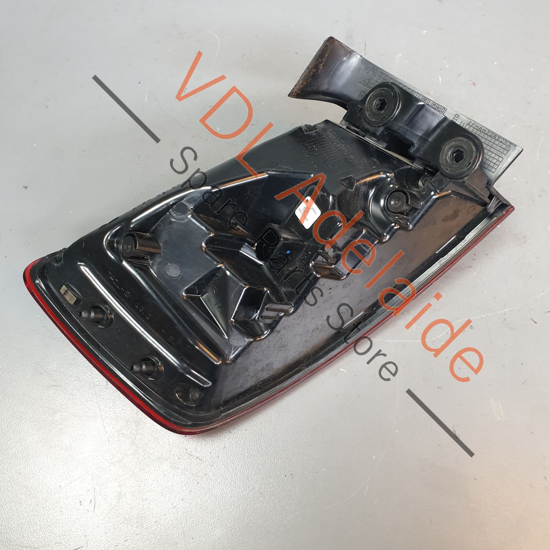 8V5945096A    Audi S3 A3 Right Rear Outer LED Tail Light Lamp for RHD Models 8V5945096A