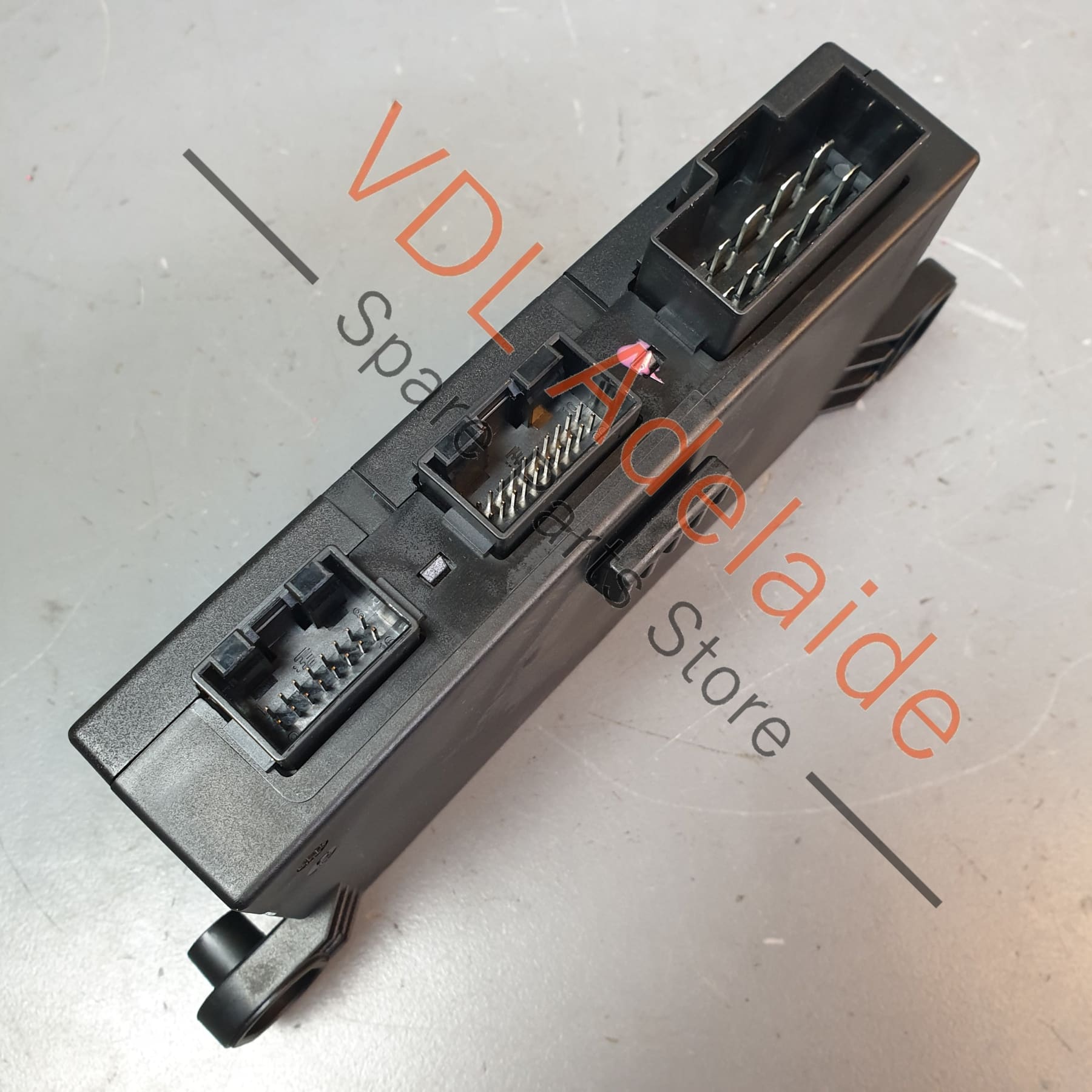 8V7959255    Audi A3 S3 8V Convertible Cabrio Roof Control Module 8V7959255