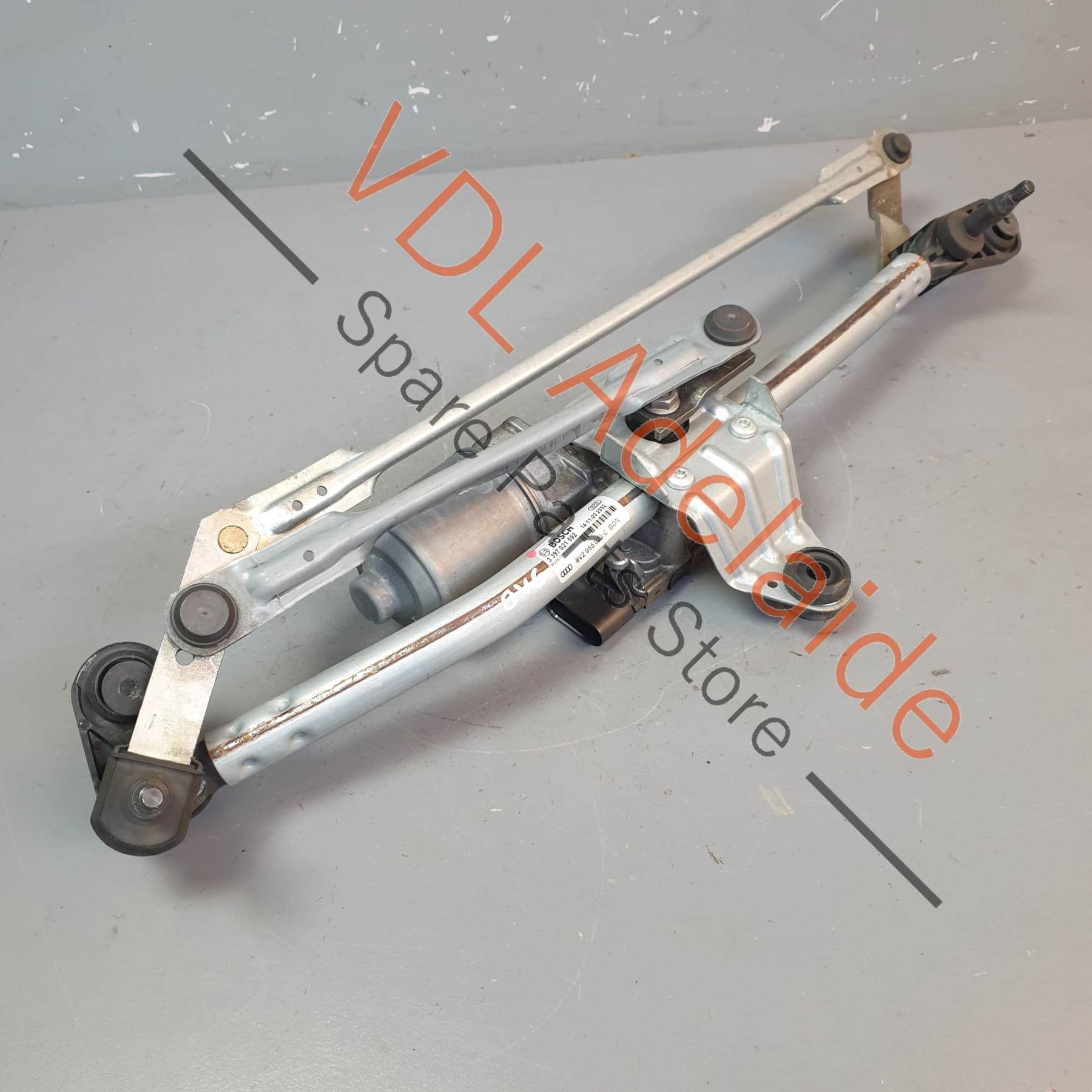 8V2955023C    Audi A3 S3 Windscreen Wiper Motor Mechanism Linkages